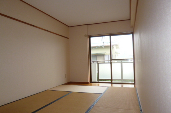 小田原市南町３丁目のマンションの和室画像