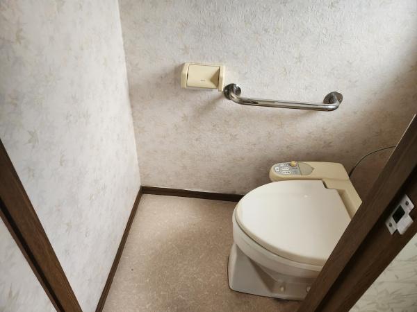 伊藤邸のトイレ画像
