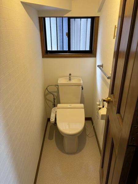東松山市若松町戸建てのトイレ画像