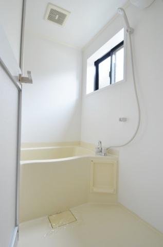 ドミールサンコウのバス画像