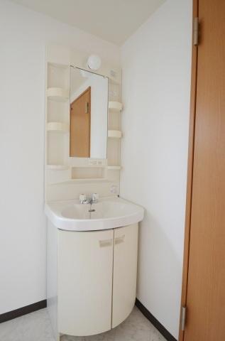 ドミールサンコウの洗面台・洗面所画像