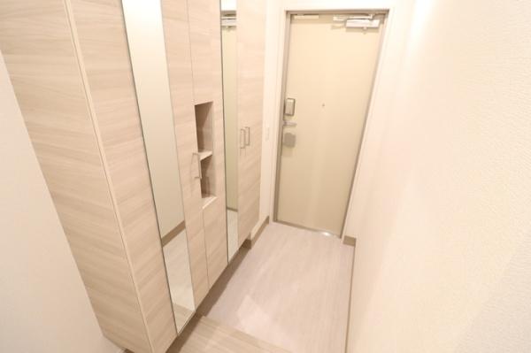 ディール上尾の玄関画像