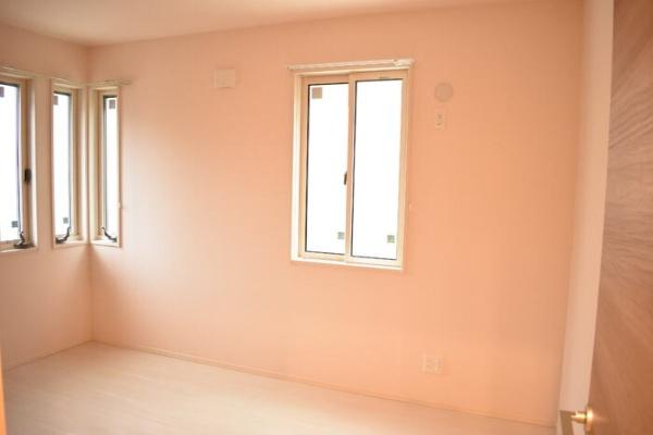 ブライトネスの洋室画像