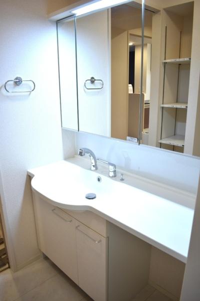 ブライトネスの洗面台・洗面所画像