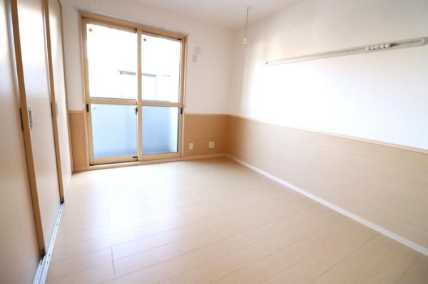 パティオ　ロサの洋室画像