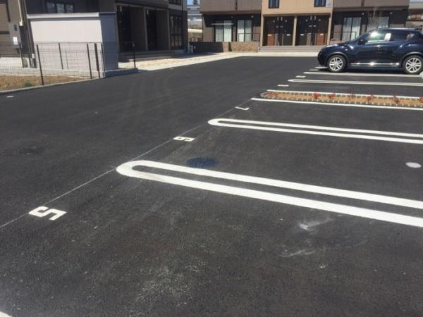 司 Bの駐車場画像