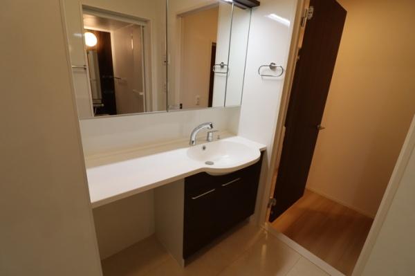 グラン・フィオーレの洗面台・洗面所画像