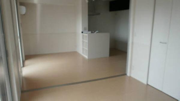 ジュネスタウウンのリビング画像