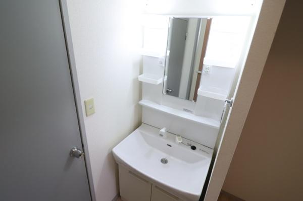 ビーライン大谷本郷の洗面台・洗面所画像