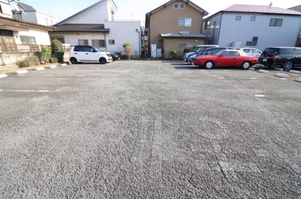 エコーハイツマルオカの駐車場画像