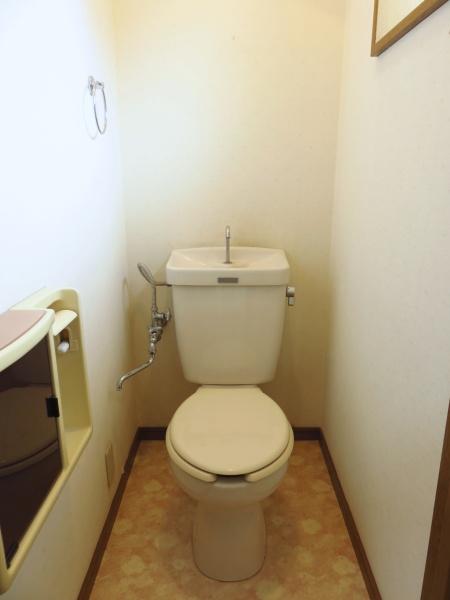 鈴木邸戸建貸家のトイレ画像