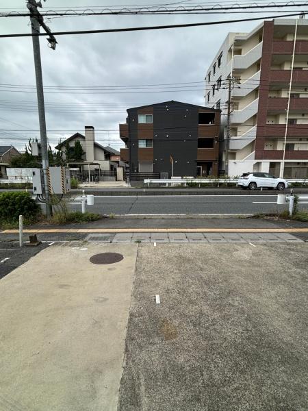 ベルーフ緑丘の駐車場画像