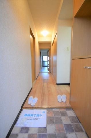 グランパレスダイトーの玄関画像