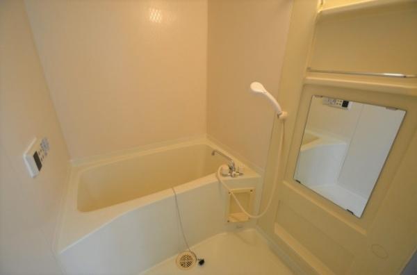 グランパレスダイトーのバス画像