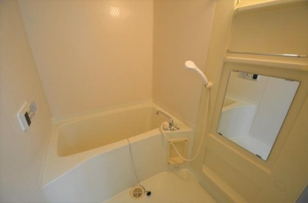 グランパレスダイトーのバス画像