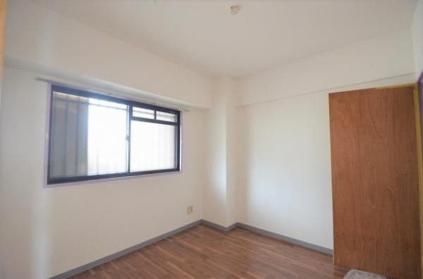 グランパレスダイトーの洋室画像