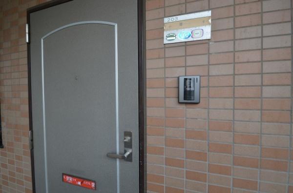 グランパレスダイトーの玄関画像