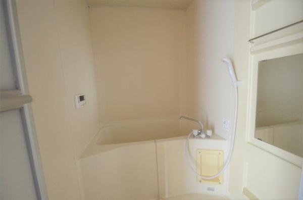 グランパレスダイトーのバス画像