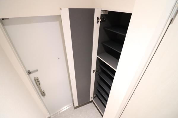 GraceAtagoの玄関画像