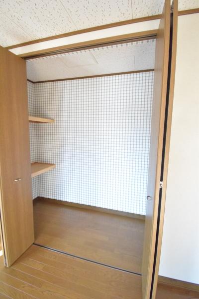 東松山市石橋貸家の収納画像