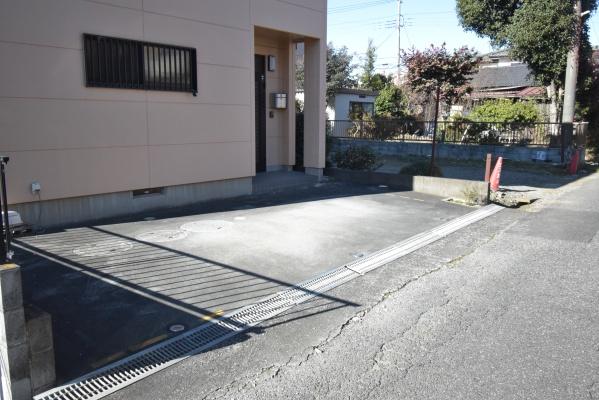 東松山市石橋貸家の駐車場画像