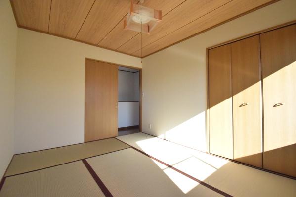 東松山市石橋貸家の和室画像