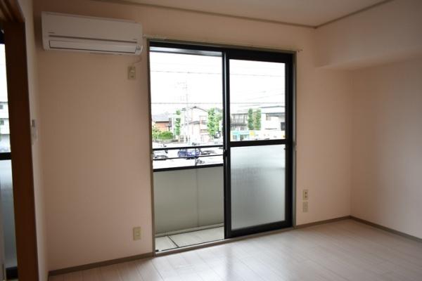 プリマベーラ Aのリビング画像