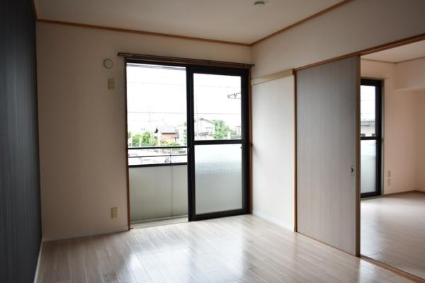 プリマベーラ Aの洋室画像