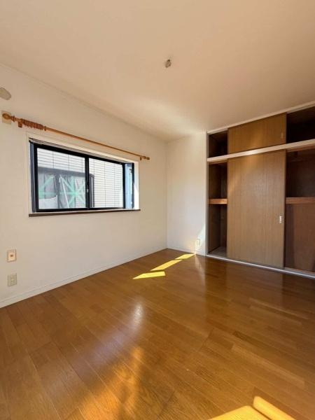 鴻巣市寺谷貸家の収納画像