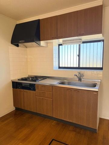 鴻巣市寺谷貸家のキッチン画像
