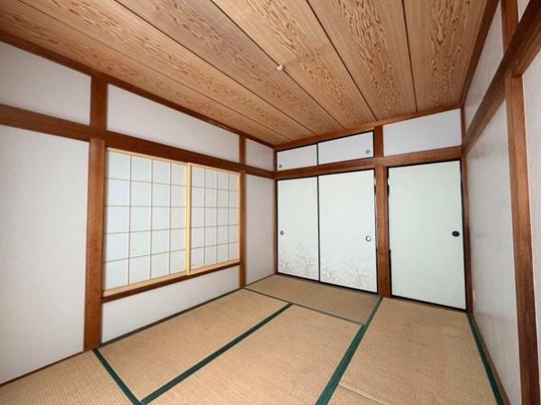 鴻巣市寺谷貸家の和室画像