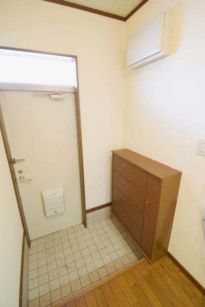 リモージュ指扇Ａ棟の玄関画像