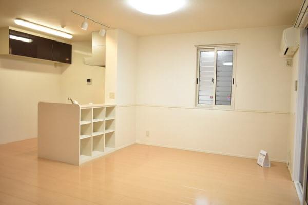 ルミールⅢのリビング画像