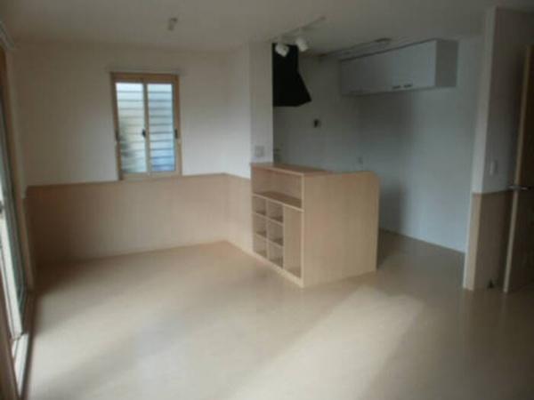 クレセール　Ｃ１のリビング画像