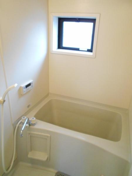 エミールのバス画像