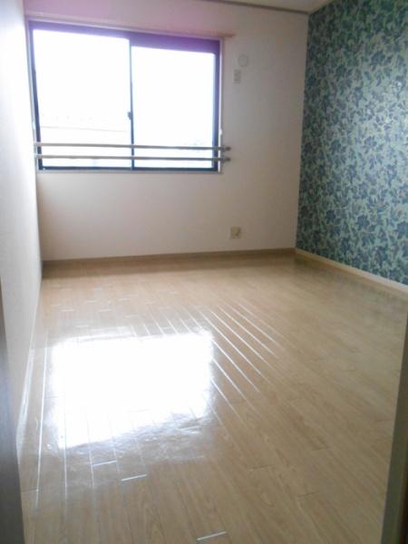 エミールの洋室画像