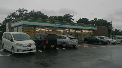 コンフォール・エメのコンビニ画像