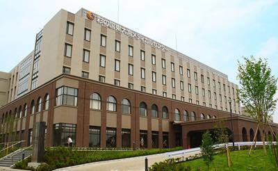 コンフォール・エメの病院画像