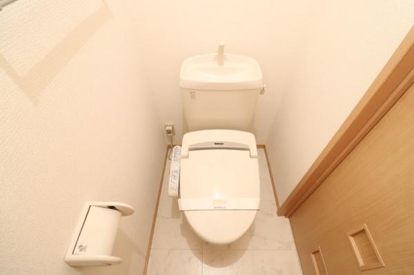 エクレール平塚のトイレ画像