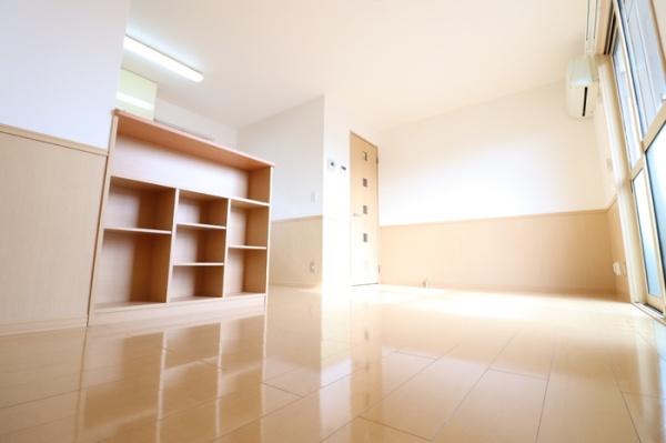 エクレール平塚のリビング画像