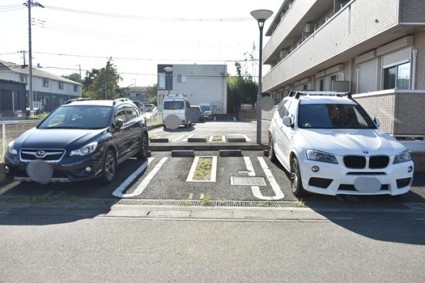 グランマルニエの駐車場画像