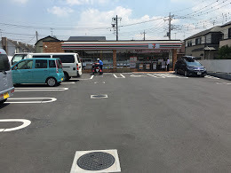 ライム・ライト・アゲオ弐番館のコンビニ画像