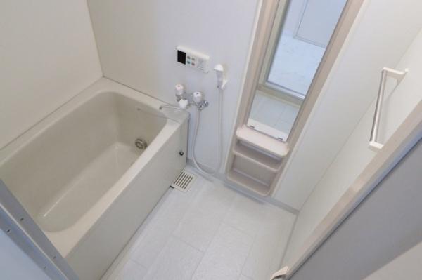 グリーンパークマルオカのバス画像