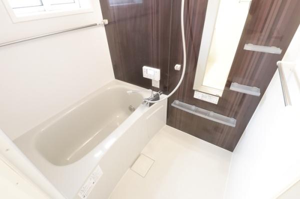 グランディオーソのバス画像