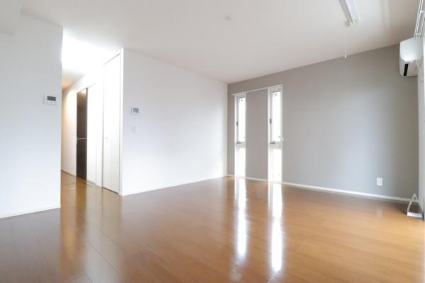 グランディオーソのリビング画像