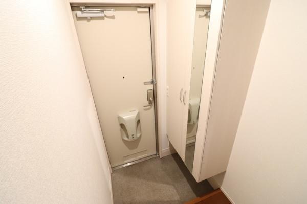 サザンクロスの玄関画像