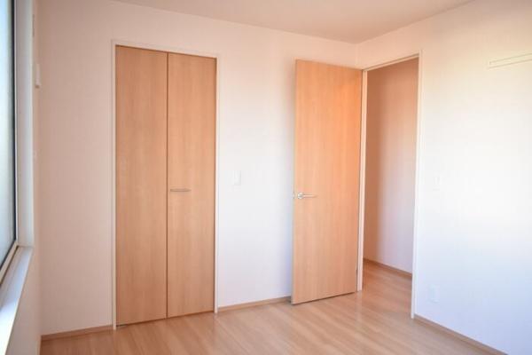 ダイヤソンの洋室画像