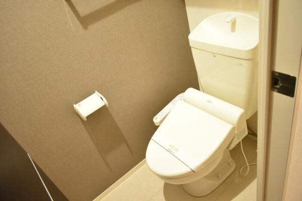 曙マンションのトイレ画像