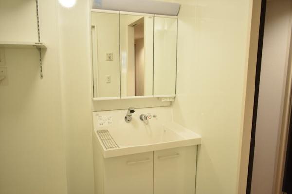 曙マンションの洗面台・洗面所画像