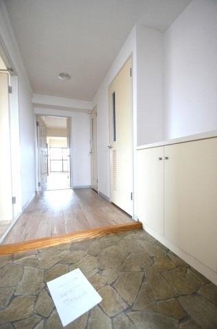 センチュリー北本の玄関画像